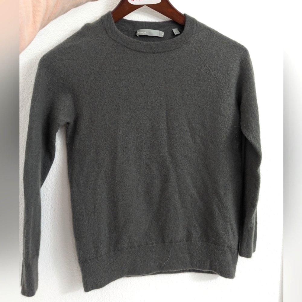 Cashmere sweater